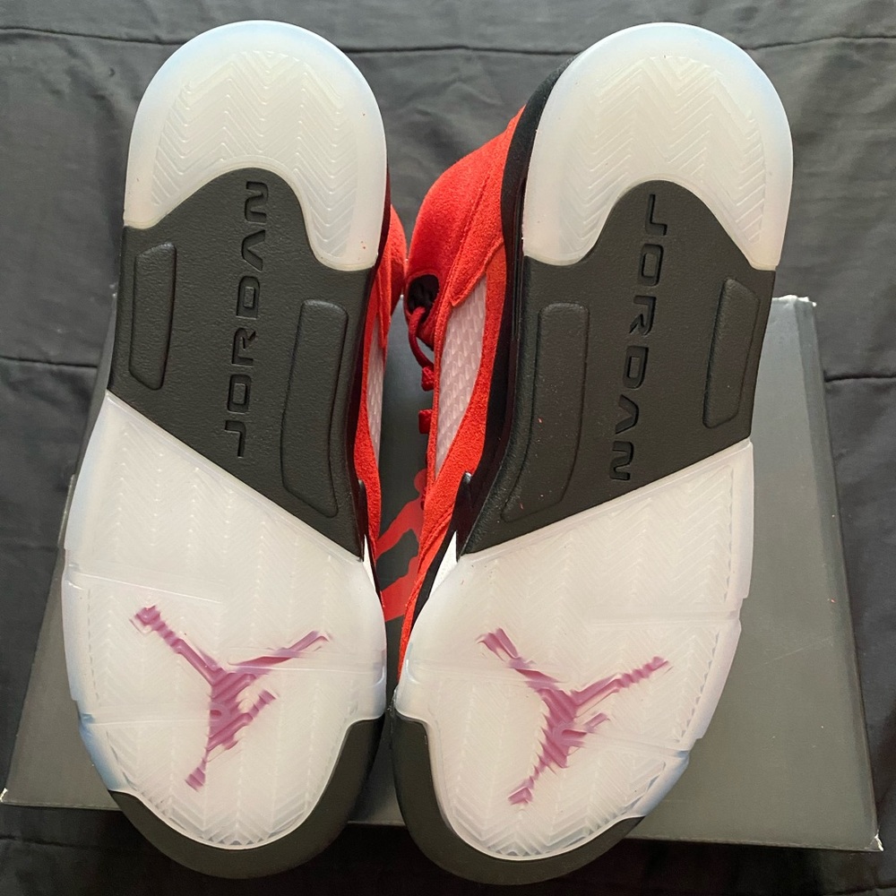 Jordan 5 - Raging Bulls - Picture 4 of 4